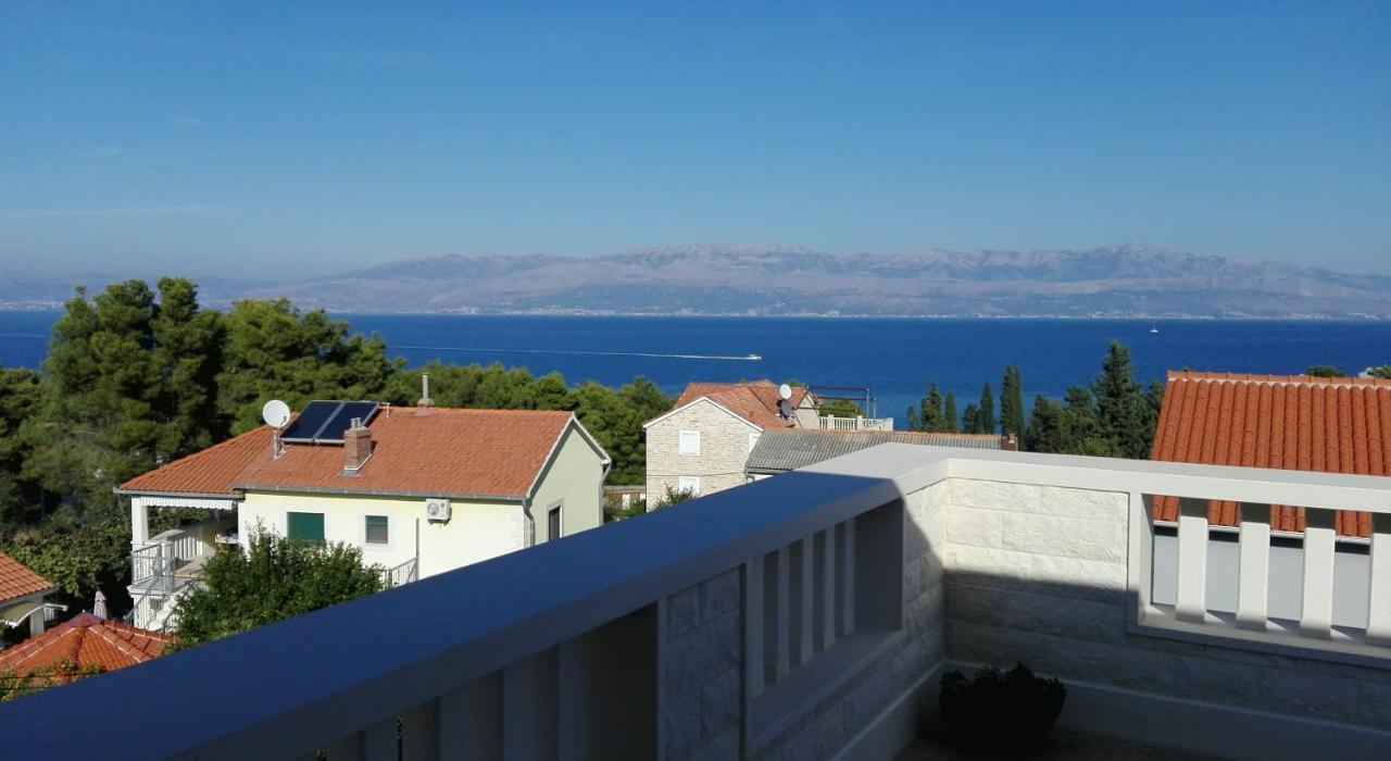 Apartments Marko Sutivan Insel Brac Exterior photo